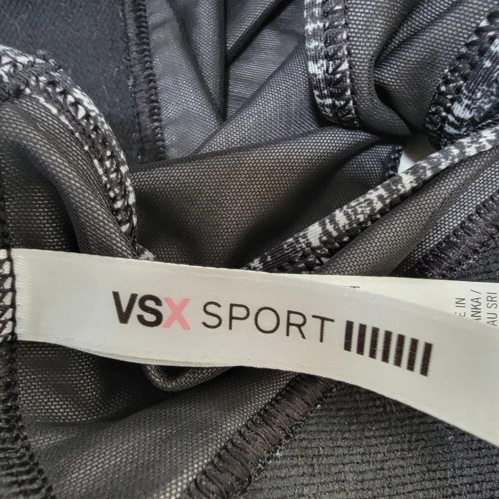 VICTORIA’S Secret VSX  Logo‎ Racerback Sports Bra Sz M